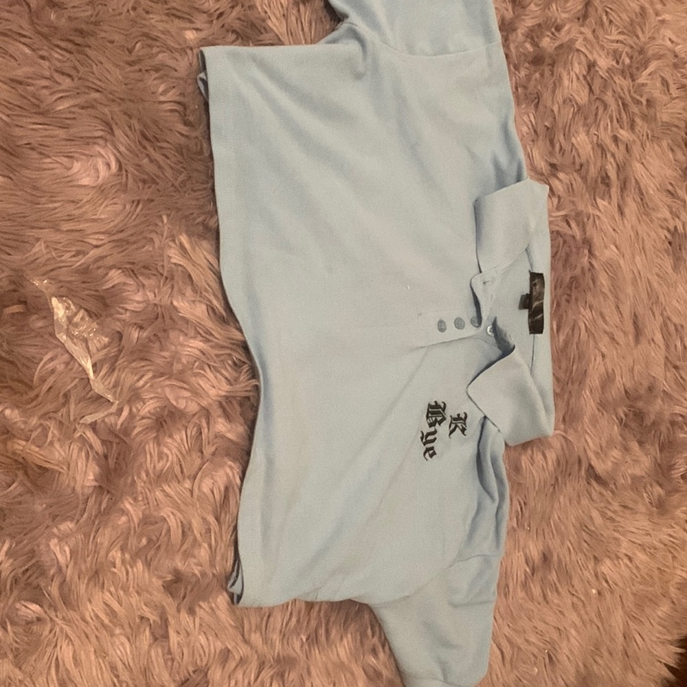 Cute cropped blue
